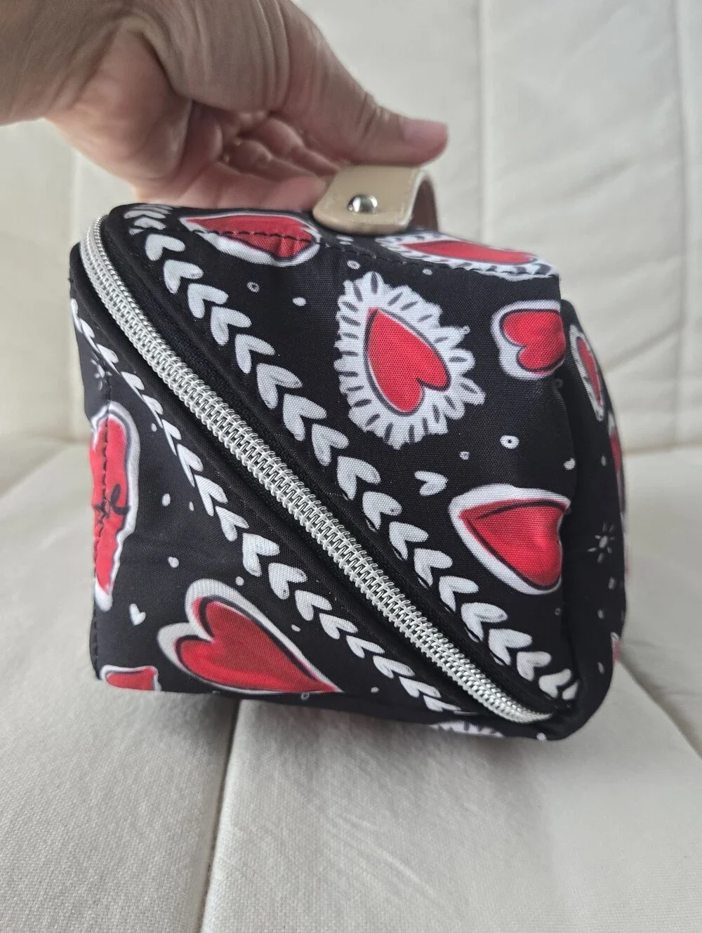 Brighton Hearts Flutter‎ Cosmetic Bag Compact Travel Organizer